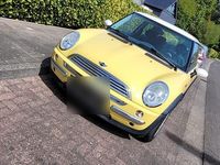 Usata Mini Cooper 115 CV (84 kW) 2002 Giallo Utilitaria