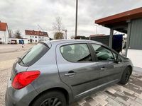 Gebraucht Peugeot 207 91 PS (66 kW) 2008 Andere farben Limousine