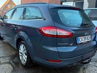 Gebraucht Ford Mondeo Trend 140 PS (102 kW) 2012 Grau Limousine
