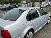 Gebraucht VW Bora Highline 116 PS (85 kW) 1999 Silber Limousine