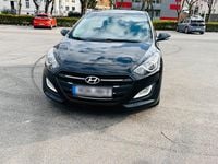 Usado Hyundai i30 136 CV (100 kW) 2015 Negro Coupe