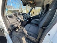 Gebraucht Renault Master 150 PS (110 kW) 2023 Weiß Van / Kleinbus