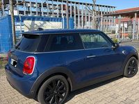 Second-hand Mini ONE 102 CP (75 kW) 2017 Albastru Hatchback
