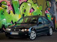 Gebraucht BMW 318 143 PS (105 kW) 2001 Grün Limousine
