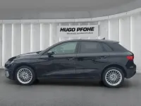 Gebraucht Audi e-tron 150 PS (110 kW) 2023 Mythosschwarz metallic SUV
