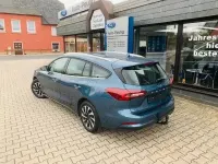 Gebraucht Ford Focus Titanium 125 PS (91 kW) 2025 Blau Limousine