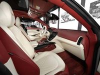 Gebraucht Aston Martin DBX 551 PS (405 kW) 2021 Lunar white SUV