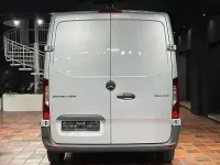 Gebraucht Mercedes Sprinter 143 PS (105 kW) 2019 Iridiumsilber mb 9775 Van