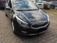 Gebraucht Kia Ceed 99 PS (72 kW) 2015 Schwarz Kleinwagen