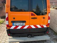 Second-hand Renault Master 170 CP (125 kW) 2018 Portocaliu Van