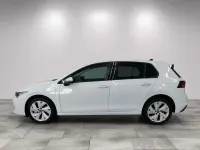 Gebraucht VW Golf VIII Life 204 PS (150 kW) 2025 Weiß Limousine