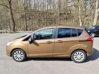 Gebraucht Ford B-MAX SYNC Edition 101 PS (74 kW) 2017 Canyonbraun (metallic) Van / Kleinbus