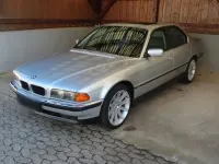 Gebraucht BMW 735 235 PS (172 kW) 1997 Silber Limousine