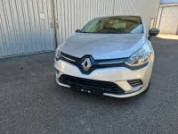 Gebraucht Renault Clio LIMITED 117 PS (86 kW) 2017 Silber Kleinwagen