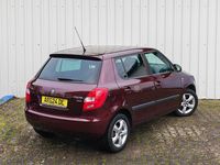 Gebraucht Skoda Fabia 70 PS (51 kW) 2011 Rot Kleinwagen