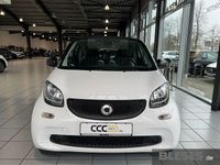Gebraucht Smart ForTwo Coupé 71 PS (52 kW) 2018 Bodypanels in white Coupé