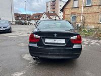 Gebraucht BMW 325 218 PS (160 kW) 2008 Schwarz Limousine