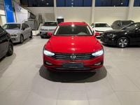 Gebraucht VW Passat Business 122 PS (89 kW) 2023 Rot Kombi