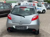 Gebraucht Mazda 2 Edition 75 PS (55 kW) 2012 Silber Kleinwagen