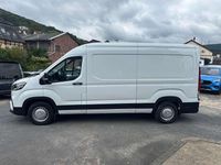 Second-hand Maxus V90 148 CP (108 kW) 2023 Alb Van