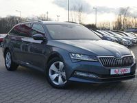 gebraucht Skoda Superb Combi 2.0 TDI DSG Premium Edition 3-Zonen-Klima Navi Sitzheizung