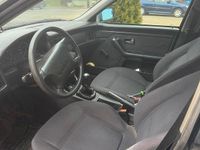 Usata Audi 80 90 CV (66 kW) 1993 Verde Berlina