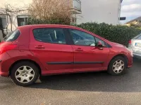 Gebraucht Peugeot 308 Tendance 120 PS (88 kW) 2009 Rot Kleinwagen