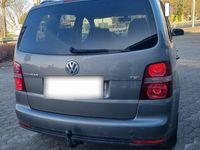 Gebraucht VW Touran 140 PS (102 kW) 2009 Grau Van / Kleinbus