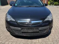 Gebraucht Opel Astra GTC 140 PS (102 kW) 2014 Schwarz Limousine
