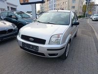 Gebraucht Ford Fusion Trend 80 PS (58 kW) 2003 Silber Kleinwagen
