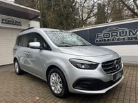 Gebraucht Mercedes T180 131 PS (96 kW) 2023 Silber Van / Kleinbus