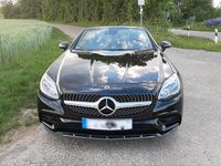 Gebraucht Mercedes SLC200 AMG line 184 PS (135 kW) 2017 Schwarz Cabrio