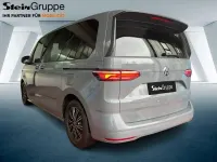 Gebraucht VW Multivan Basis 136 PS (100 kW) 2022 Grau Van / Kleinbus