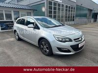 Gebraucht Opel Astra Edition 110 PS (80 kW) 2013 Argon silber/ice silver (m2) Kombi