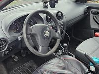 Gebraucht Seat Ibiza 64 PS (47 kW) 2004 Rot Kleinwagen