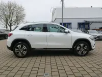 Gebraucht Mercedes GLA200 Progressive 163 PS (119 kW) 2025 Weiß SUV