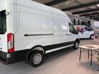 Gebraucht Ford Transit Trend 131 PS (96 kW) 2024 Frostweiß (weiß) Van