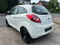Gebraucht Ford Ka Trend 69 PS (50 kW) 2014 Weiß Kleinwagen