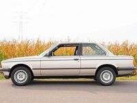 Gebraucht BMW 320 125 PS (91 kW) 1983 Bronzitbeige metallic Coupé