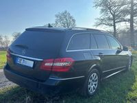 Gebraucht Mercedes E200 Avantgarde 136 PS (100 kW) 2011 Schwarz Kombi