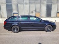 Gebraucht Skoda Superb Exclusive 140 PS (102 kW) 2013 Schwarz Kombi