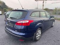 Second-hand Ford Focus 125 CP (91 kW) 2012 Albastru Break