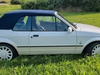 Gebraucht Ford Escort Cabriolet 102 PS (75 kW) 1990 Weiß Cabrio