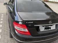 Gebraucht Mercedes C250 204 PS (150 kW) 2011 Limousine