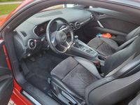 Gebraucht Audi TT Sport 179 PS (131 kW) 2017 Rot Coupé