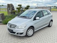 Gebraucht Mercedes B160 95 PS (69 kW) 2010 Silber Van / Kleinbus