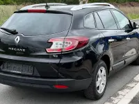 Gebraucht Renault Mégane Bose Edition 131 PS (96 kW) 2011 Schwarz Limousine