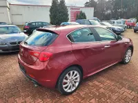 Gebraucht Alfa Romeo Giulietta Turismo 170 PS (125 kW) 2012 Rot Limousine
