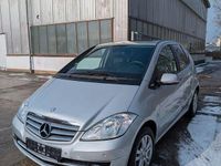 Gebraucht Mercedes A150 95 PS (69 kW) 2009 Silber Limousine