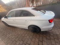 Gebraucht Audi A3 110 PS (80 kW) 2014 Weiß Limousine